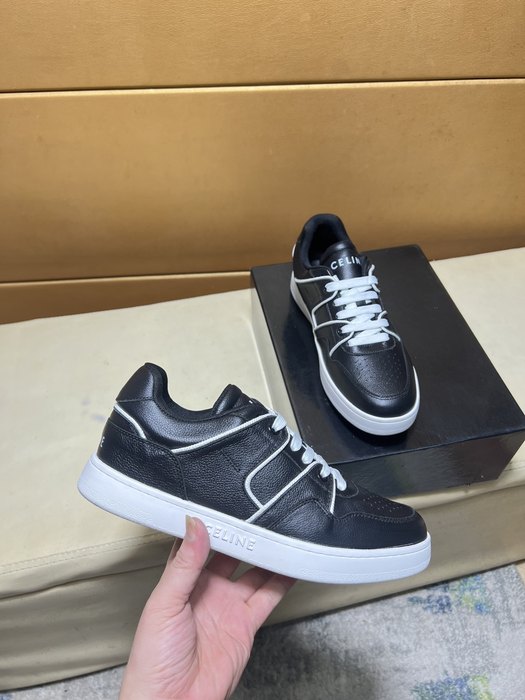 Celine Triomphe Low Black