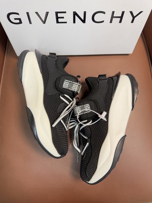 Givenchy_Men_shoes_yupoo_Original_quality