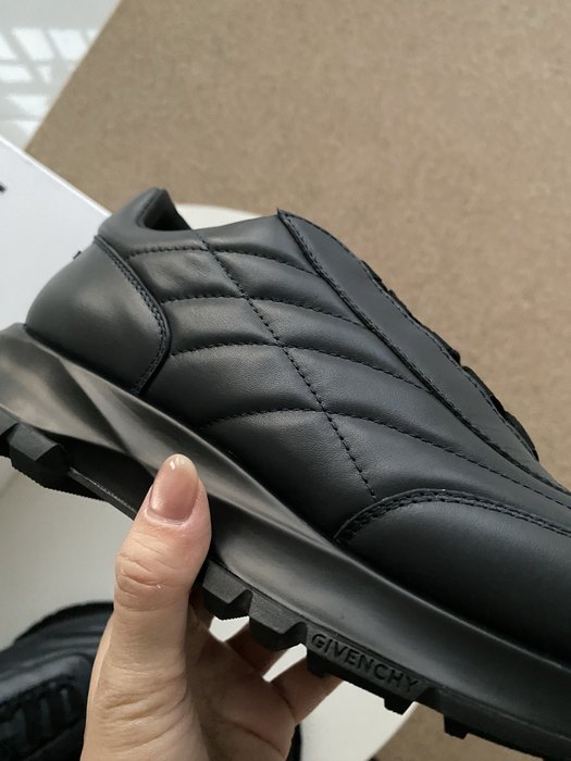 Givenchy_Men_shoes_yupoo_Original_quality