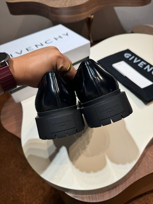 Givenchy_Men_shoes_yupoo_Original_quality