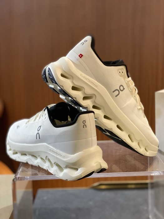 Loewe_Men_shoes_yupoo_Original_quality