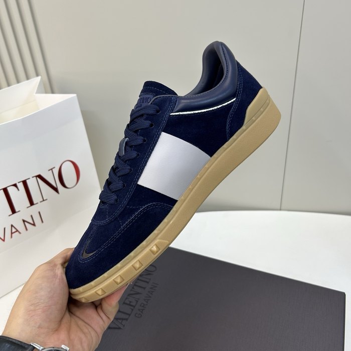 High-Quality Valentino Men's Shoes on Yupoo