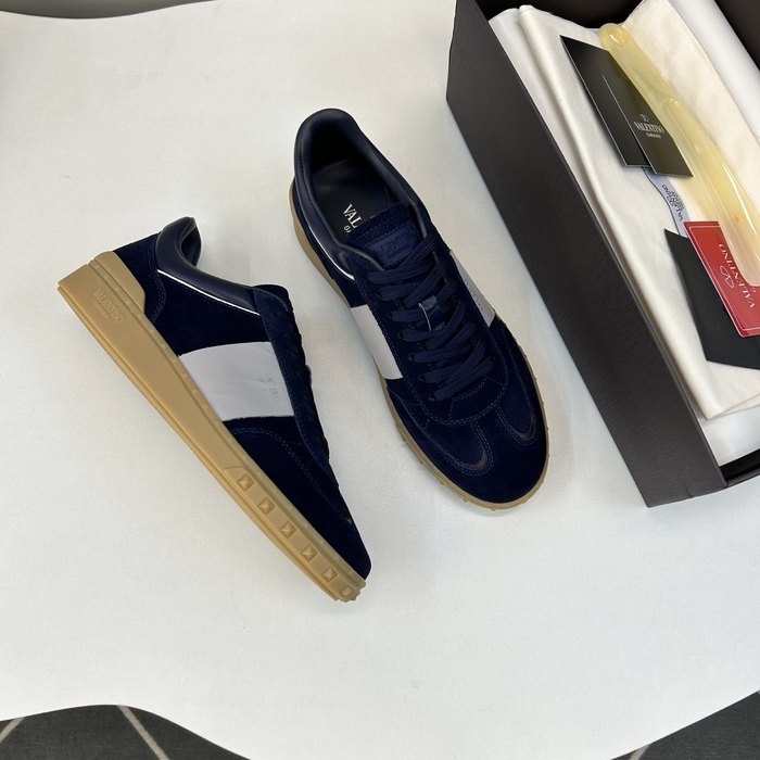 High-Quality Valentino Men's Shoes on Yupoo