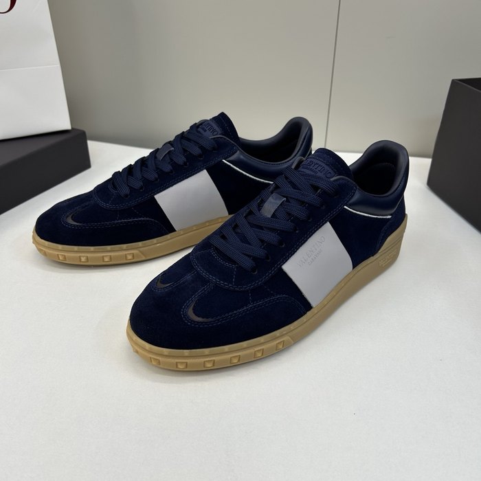High-Quality Valentino Men's Shoes on Yupoo