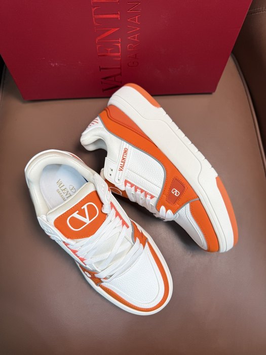 High-Quality Valentino Men's Shoes on Yupoo