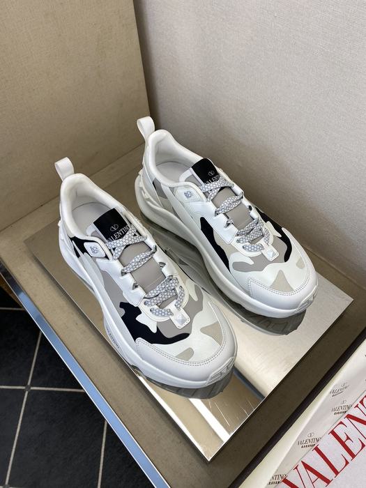 High-Quality Valentino Men's Shoes on Yupoo