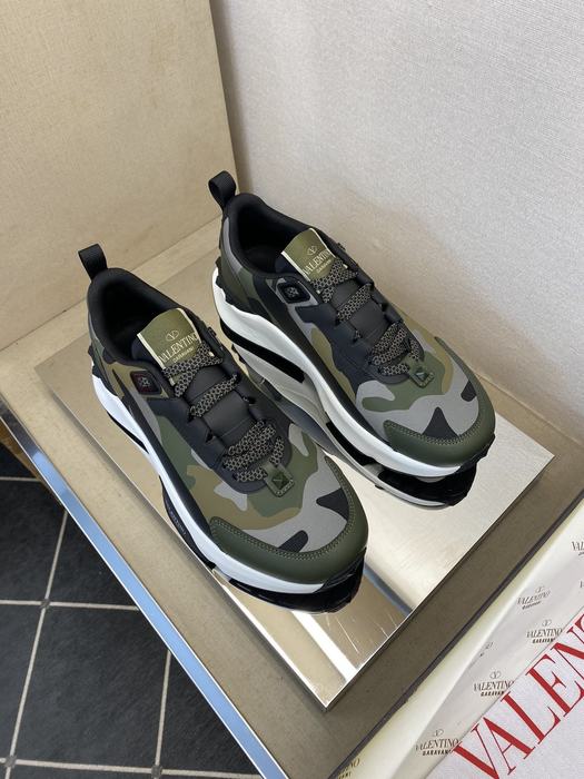 High-Quality Valentino Men's Shoes on Yupoo