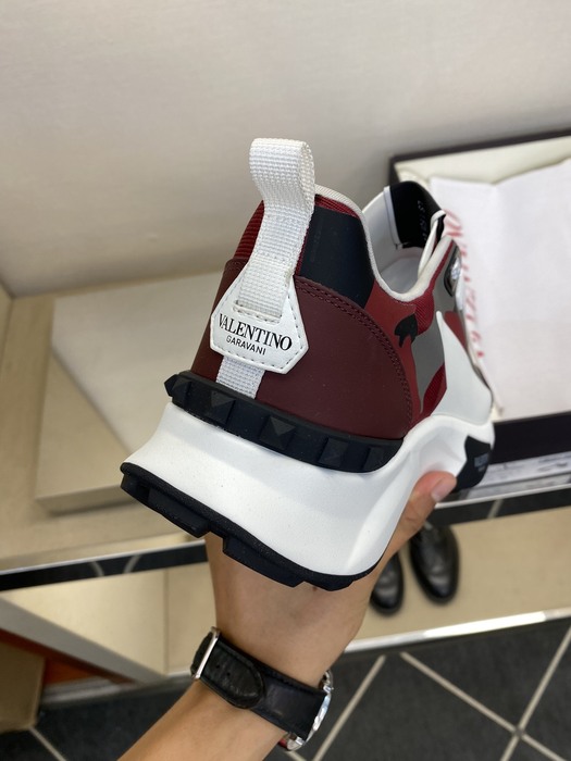 High-Quality Valentino Men's Shoes on Yupoo