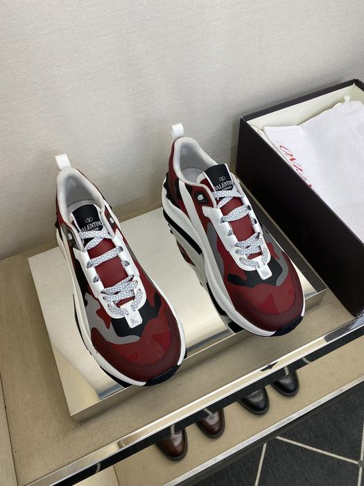 High-Quality Valentino Men's Shoes on Yupoo