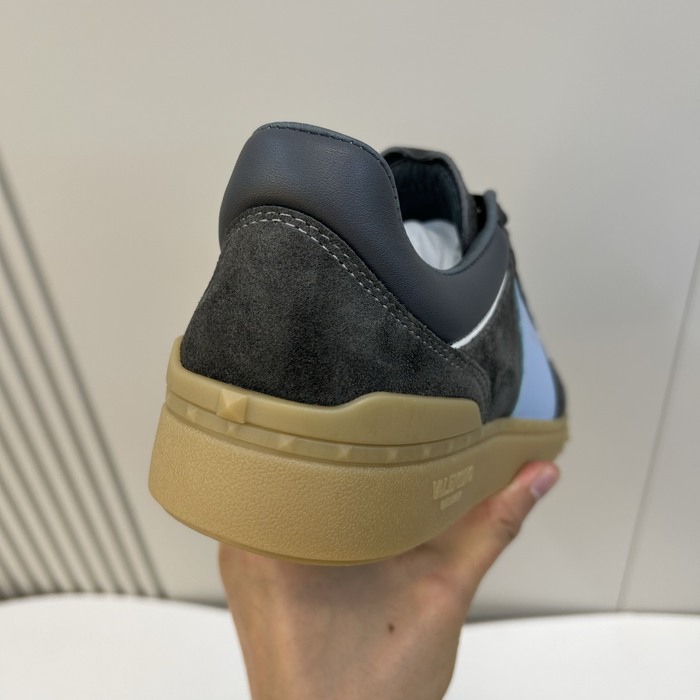 High-Quality Valentino Men's Shoes on Yupoo