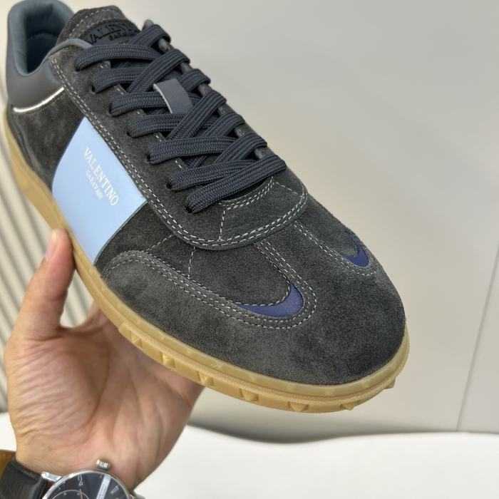 High-Quality Valentino Men's Shoes on Yupoo