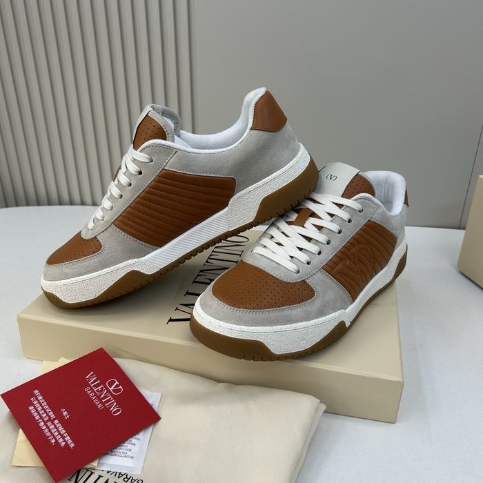 High-Quality Valentino Men's Shoes on Yupoo