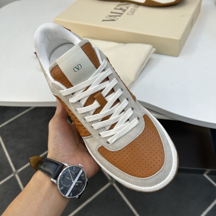 High-Quality Valentino Men's Shoes on Yupoo