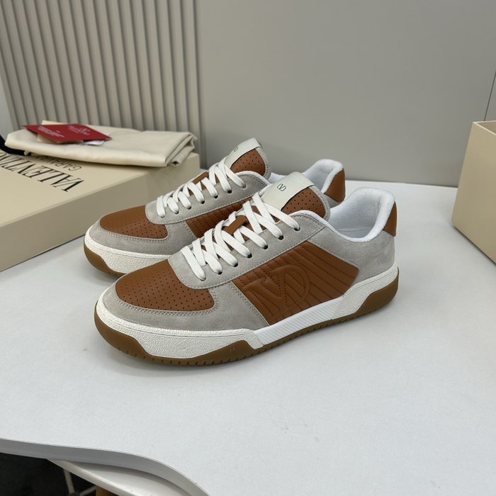 High-Quality Valentino Men's Shoes on Yupoo