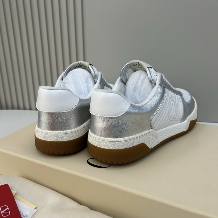 High-Quality Valentino Men's Shoes on Yupoo