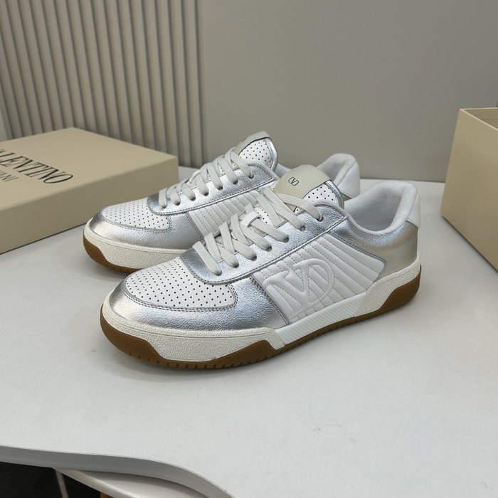 High-Quality Valentino Men's Shoes on Yupoo