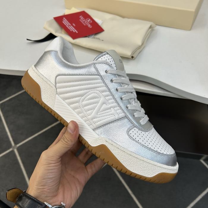 High-Quality Valentino Men's Shoes on Yupoo