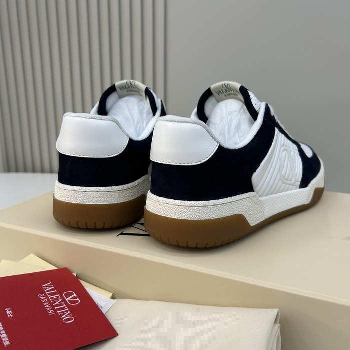 High-Quality Valentino Men's Shoes on Yupoo