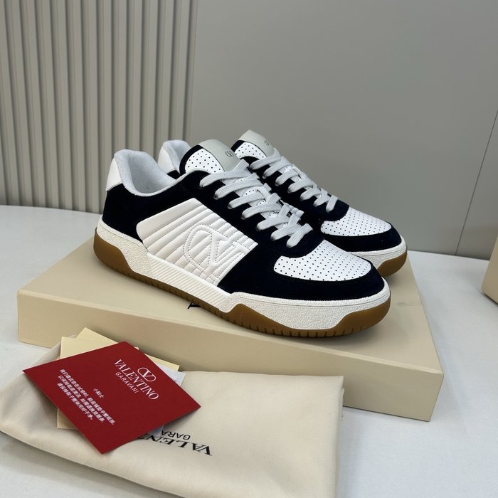 High-Quality Valentino Men's Shoes on Yupoo