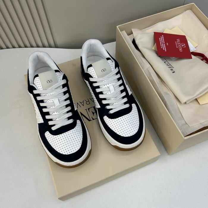High-Quality Valentino Men's Shoes on Yupoo