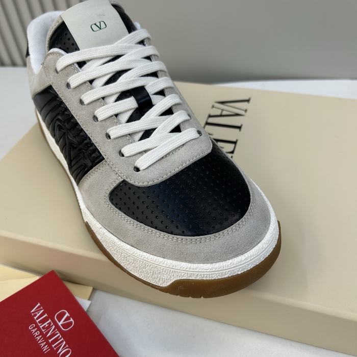 High-Quality Valentino Men's Shoes on Yupoo