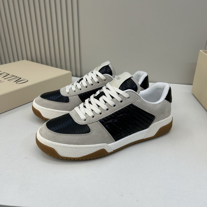 High-Quality Valentino Men's Shoes on Yupoo