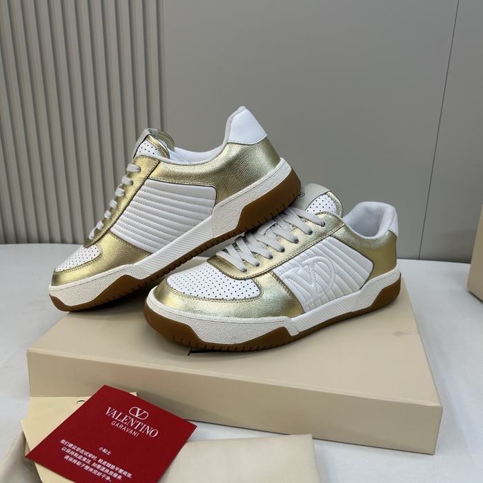 High-Quality Valentino Men's Shoes on Yupoo