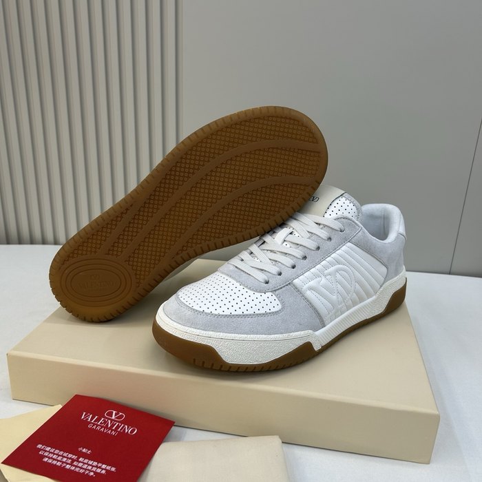 High-Quality Valentino Men's Shoes on Yupoo