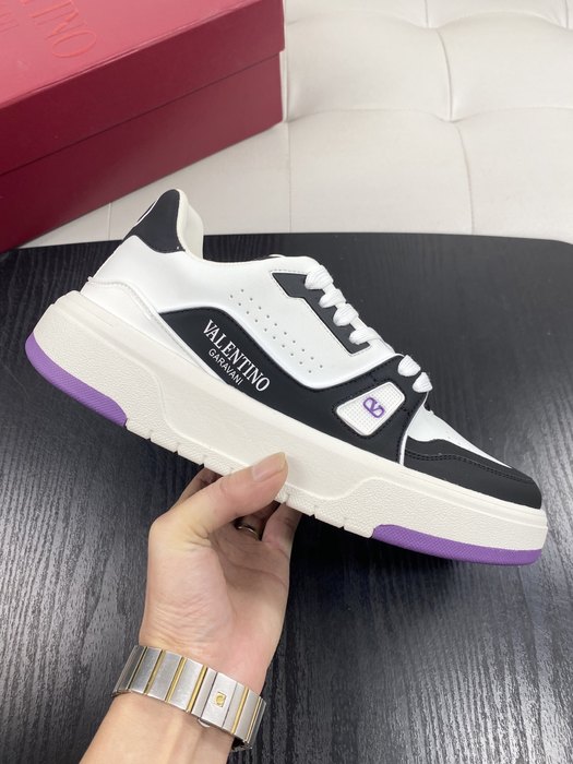 High-Quality Valentino Men's Shoes on Yupoo