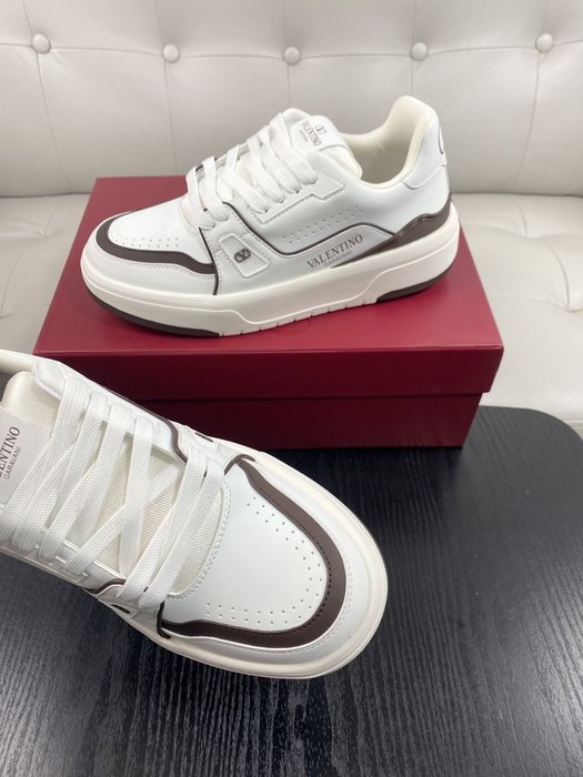 High-Quality Valentino Men's Shoes on Yupoo