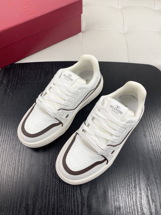 High-Quality Valentino Men's Shoes on Yupoo