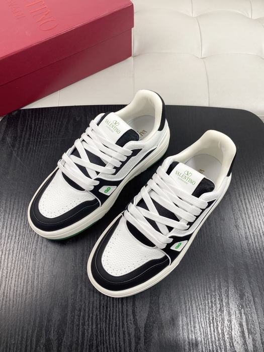 High-Quality Valentino Men's Shoes on Yupoo