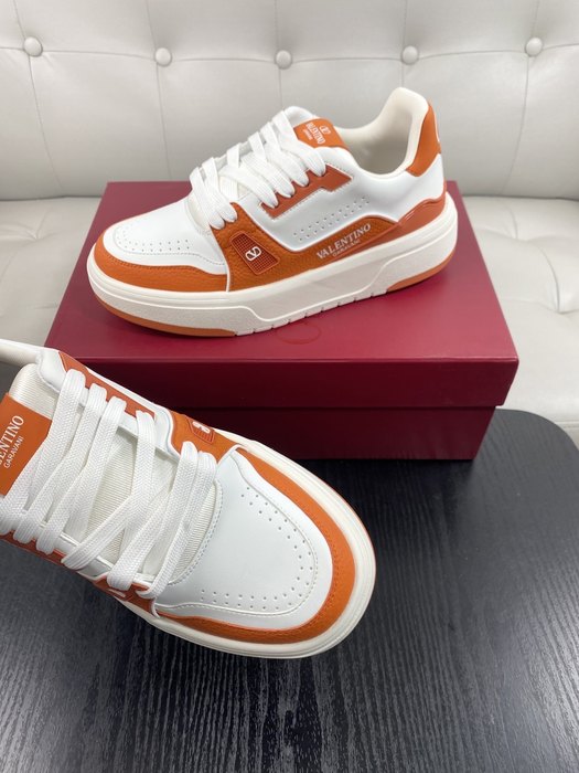 High-Quality Valentino Men's Shoes on Yupoo