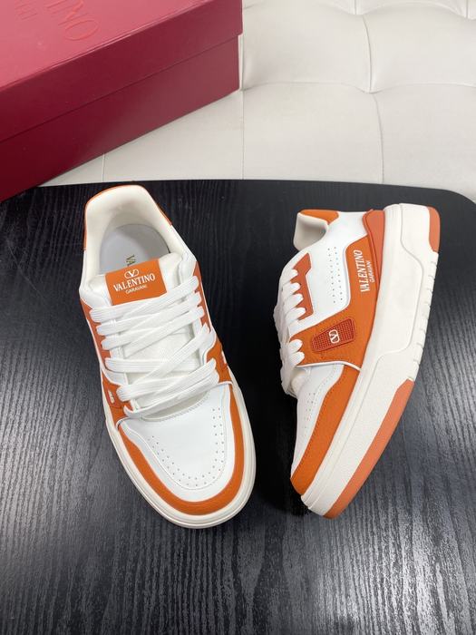 High-Quality Valentino Men's Shoes on Yupoo