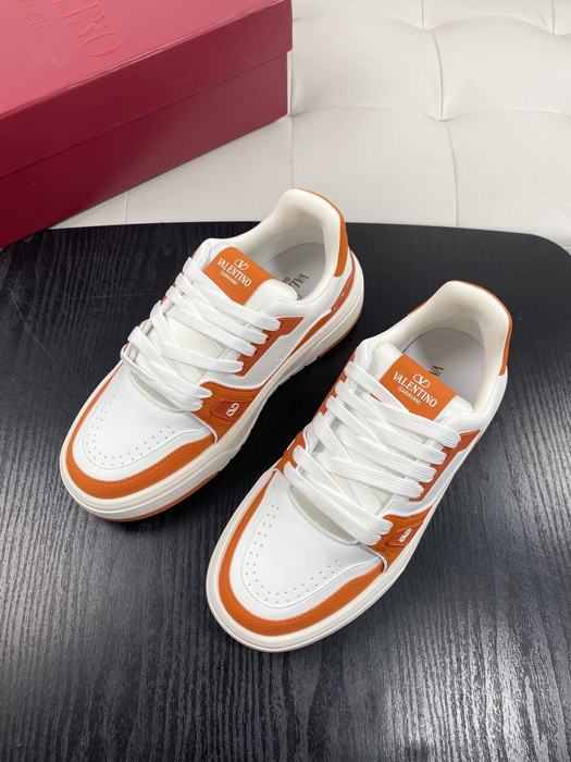 High-Quality Valentino Men's Shoes on Yupoo