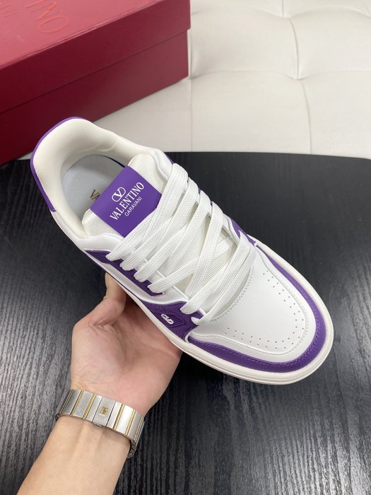 High-Quality Valentino Men's Shoes on Yupoo