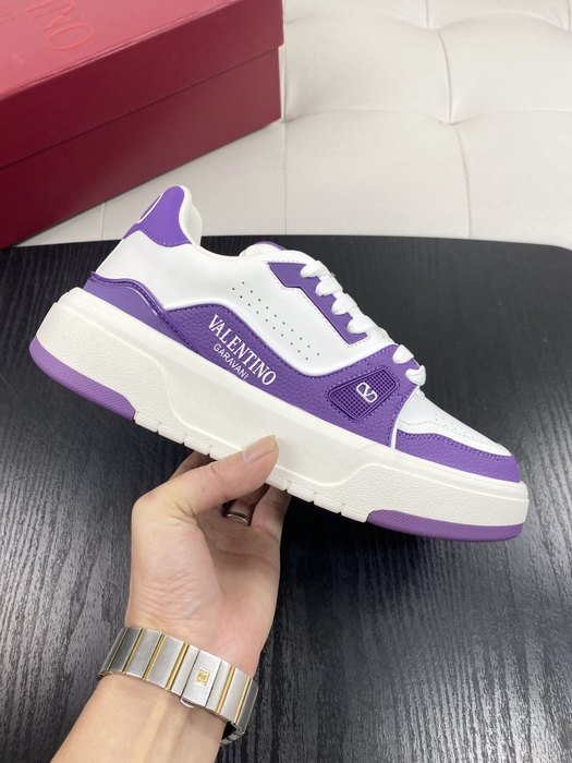 High-Quality Valentino Men's Shoes on Yupoo