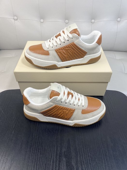 High-Quality Valentino Men's Shoes on Yupoo