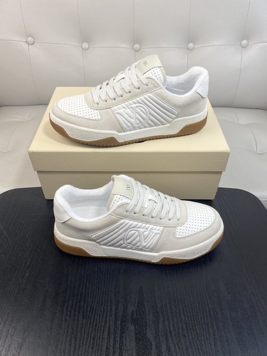 High-Quality Valentino Men's Shoes on Yupoo