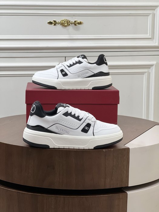 High-Quality Valentino Men's Shoes on Yupoo