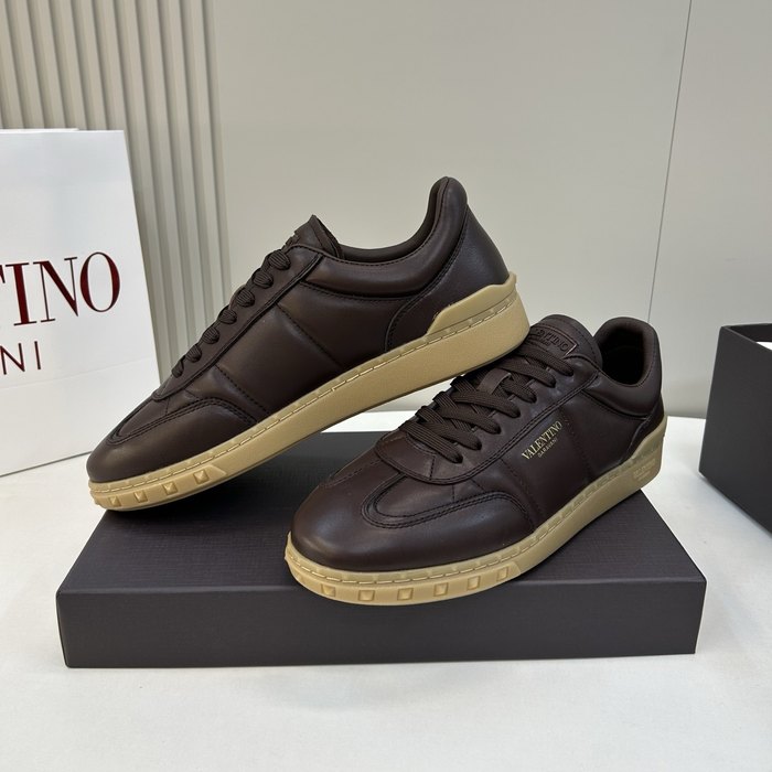 High-Quality Valentino Men's Shoes on Yupoo