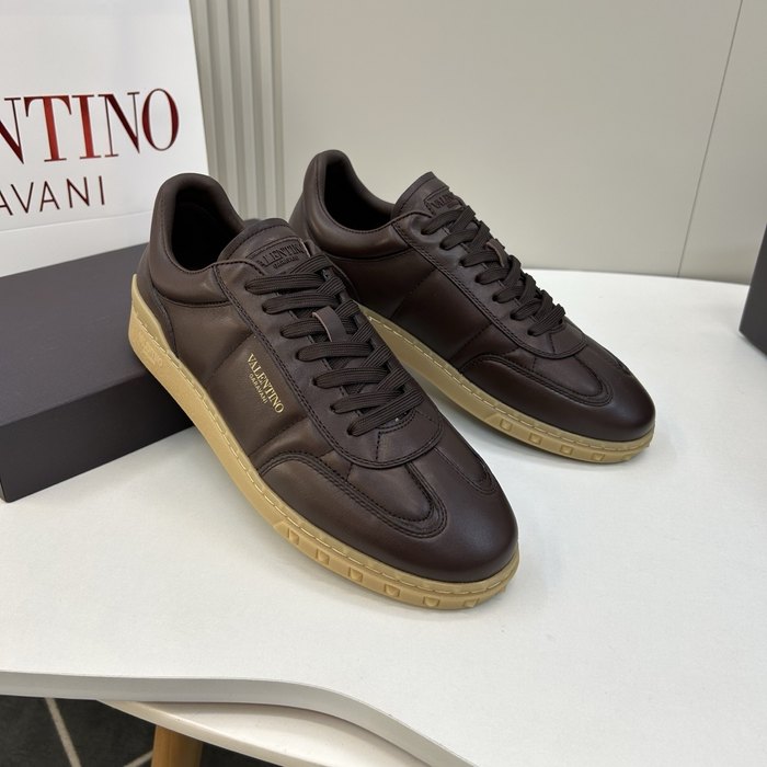 High-Quality Valentino Men's Shoes on Yupoo