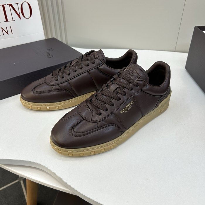High-Quality Valentino Men's Shoes on Yupoo