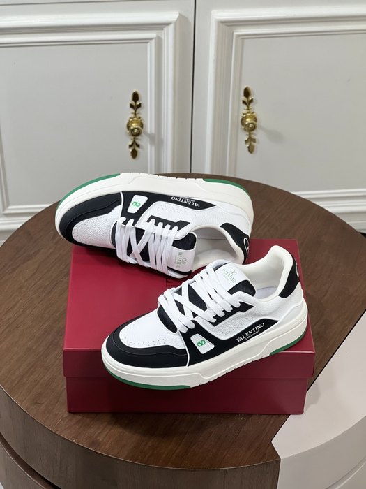 High-Quality Valentino Men's Shoes on Yupoo