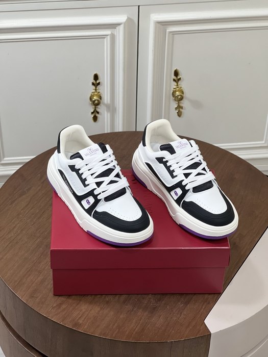 High-Quality Valentino Men's Shoes on Yupoo