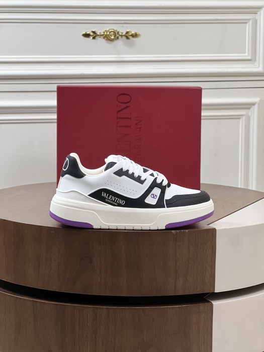 High-Quality Valentino Men's Shoes on Yupoo