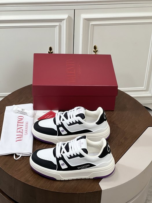 High-Quality Valentino Men's Shoes on Yupoo
