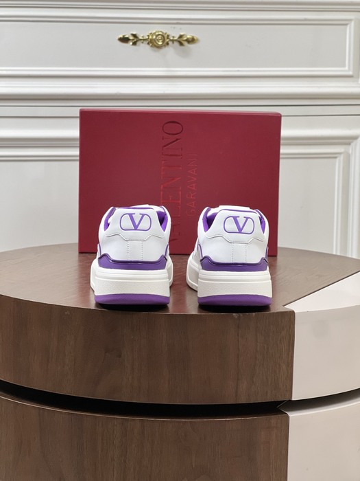 High-Quality Valentino Men's Shoes on Yupoo