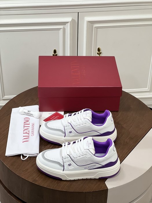 High-Quality Valentino Men's Shoes on Yupoo