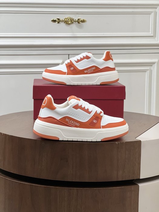 High-Quality Valentino Men's Shoes on Yupoo